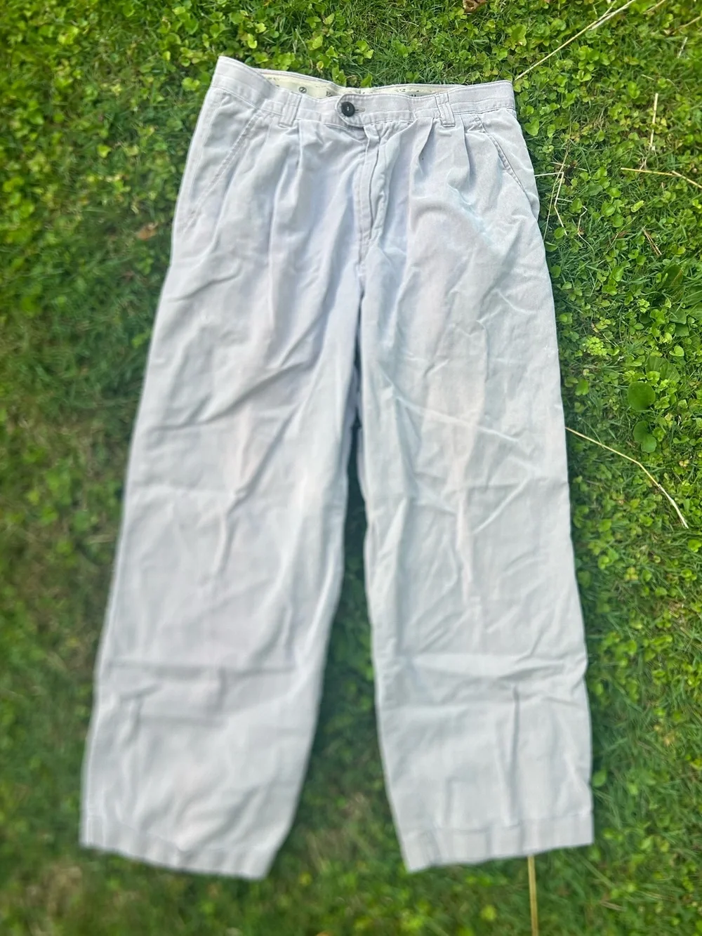 Ermenegildo Zegna chino pants crafted in Italy